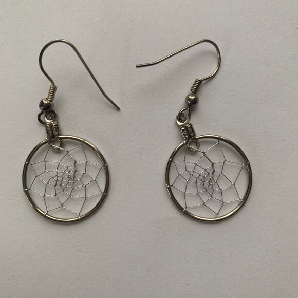 Lightweight Silver Wire Earrings - Picture 1 of 7
